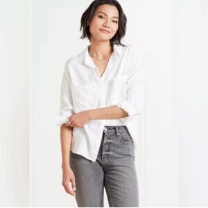 Cloth & Stone/ Anthropologie /Small/ White Button Down With Two Pockets